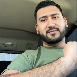 Meet your Posher, Juan jayro